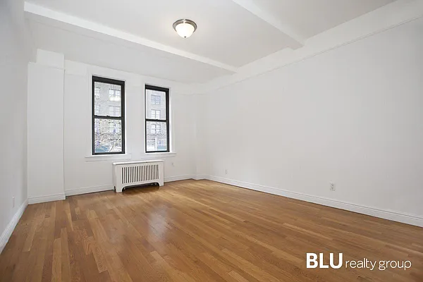 Rented by BLU Real Estate | media 7