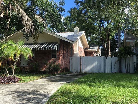 3rd image of 211 W Wilder Ave