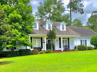 2 Indian Wells Dr, Valdosta, GA 31605