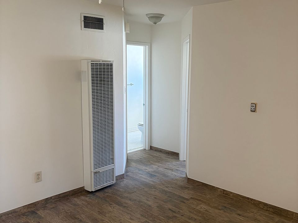 1st image of 4656 36th St APT 8