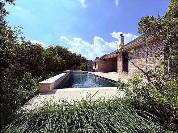 4th image of 4507 Diamond Ct