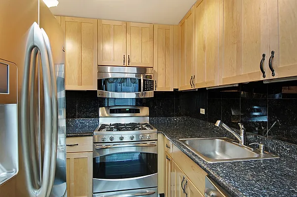 Sold by Corcoran | media 2