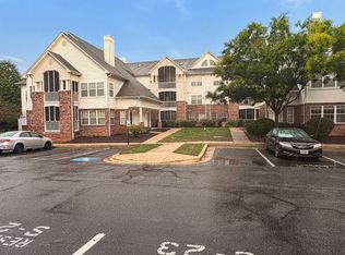 6522 Lake Park Dr APT 102, Greenbelt, MD 20770