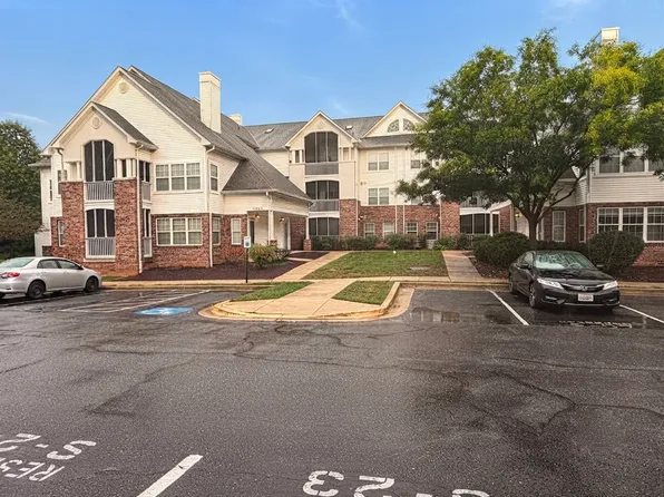 6522 Lake Park Dr APT 102, Greenbelt, MD 20770