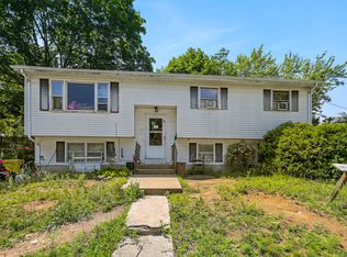 4 Gifford Ave, Willimantic, CT 06226