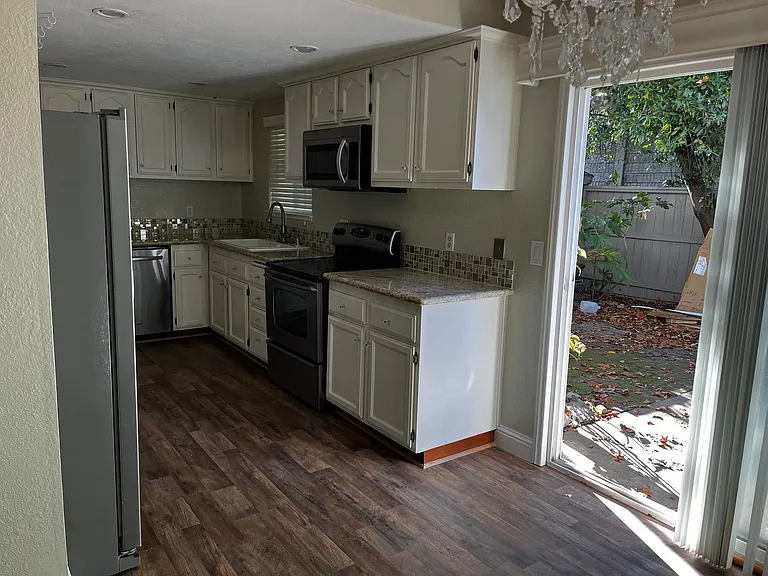 6203 Ackland Ct — Photo 5