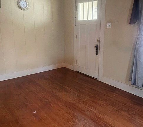 2nd image of 129 S Gould Ave