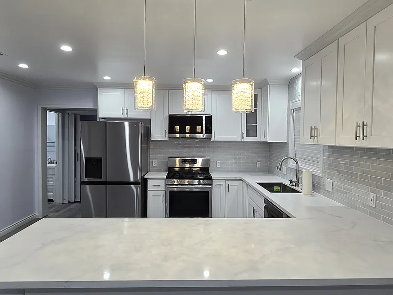 11698 S Ringwood Ave #ADU — Photo 4