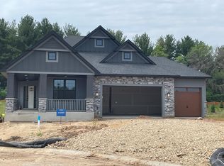 11421 Kings Ct N, Lake Elmo, MN 55042