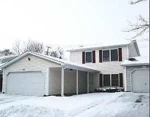 1946 Wildwood Cir photo 1