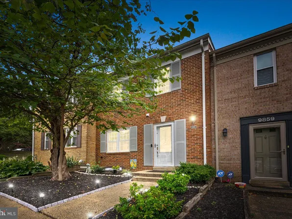 9857 Lakepointe Dr, Burke, VA 22015