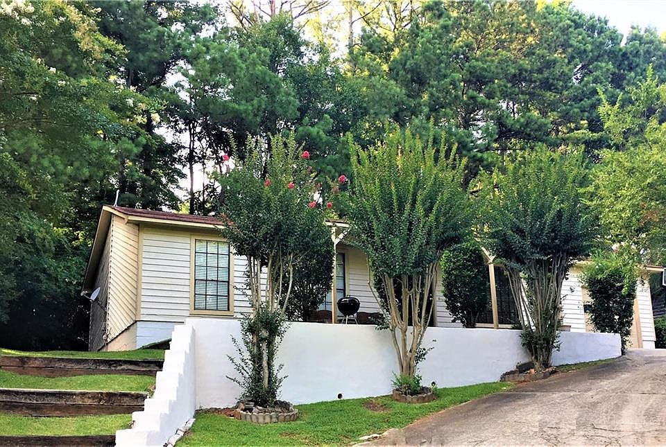 1st image of 1215 Terramont Dr