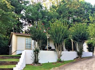 1215 Terramont Dr, Roswell, GA 30076