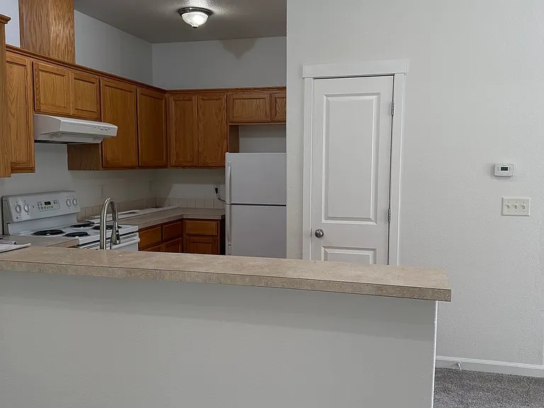 18148 NE Everett Ct — Photo 3