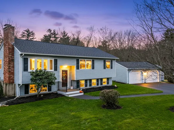 14 Silver Doe Lane, Merrimack, NH 03054