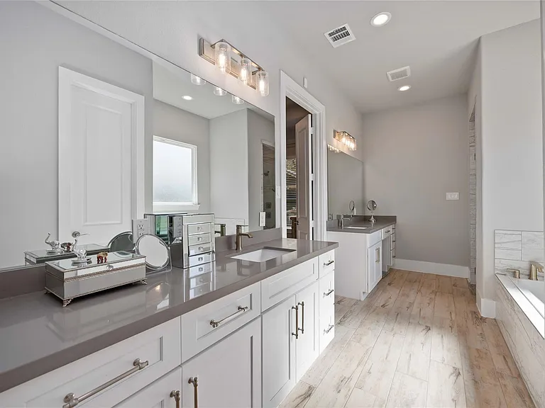 33510 Walnut Xing — Photo 16
