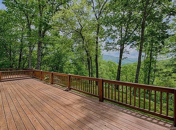 3rd image of 84 Hope Cir