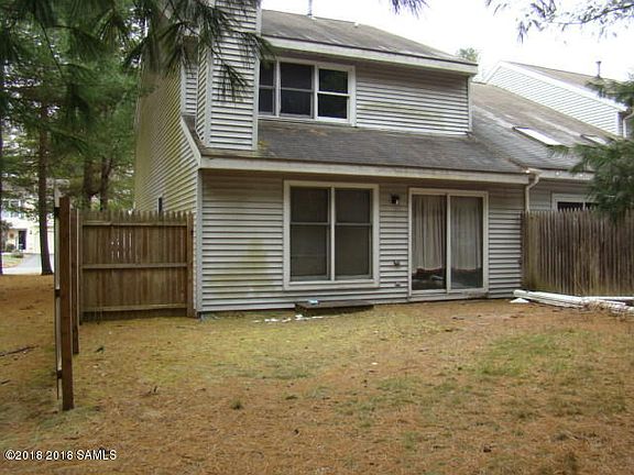 3rd image of 21 Old Mill Ln #21
