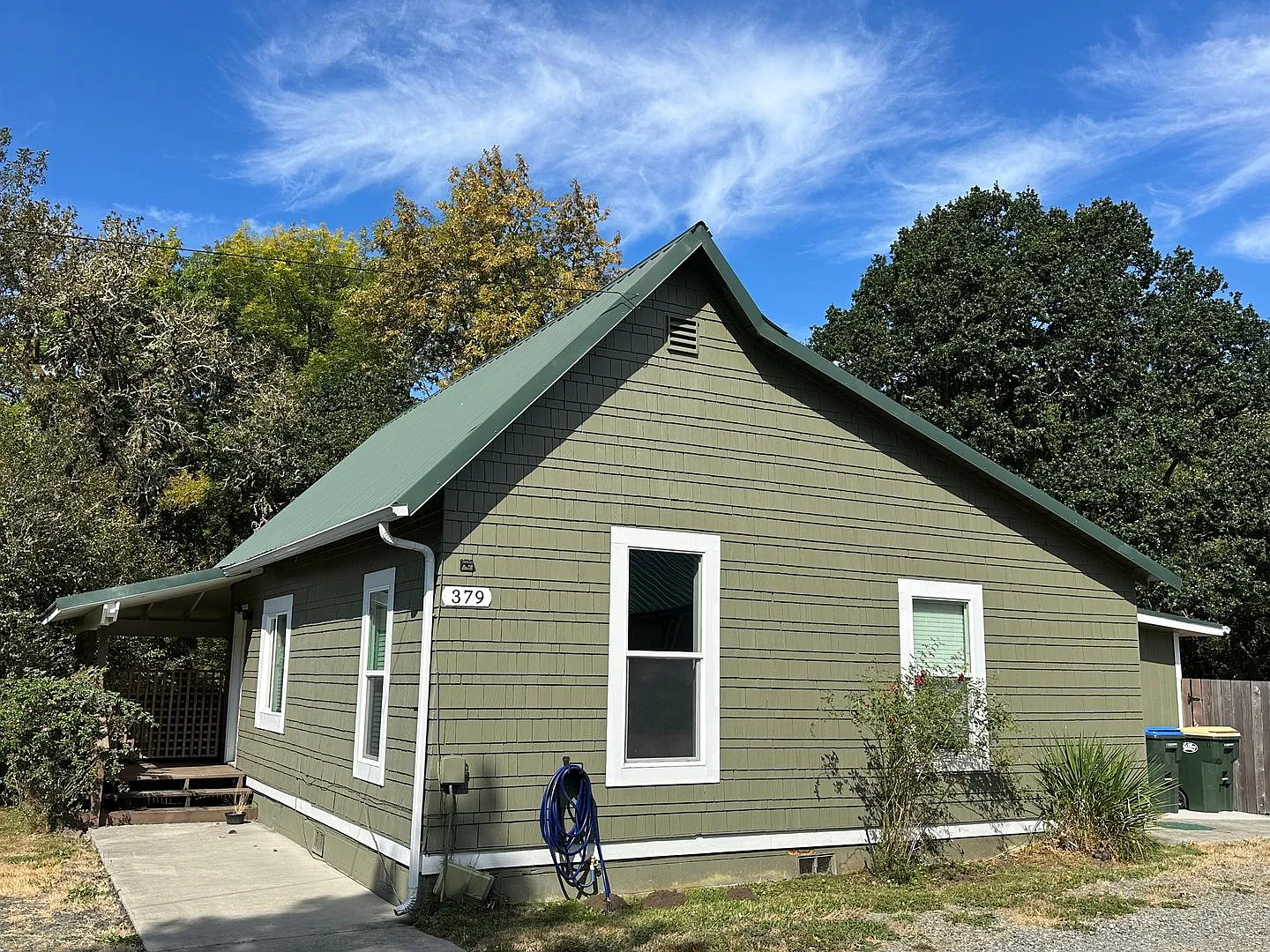 Charming Home with Huge Yard in the Heart of Tenino! — Photo 1