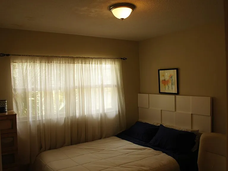 220 6th Ave N #6 — Photo 11