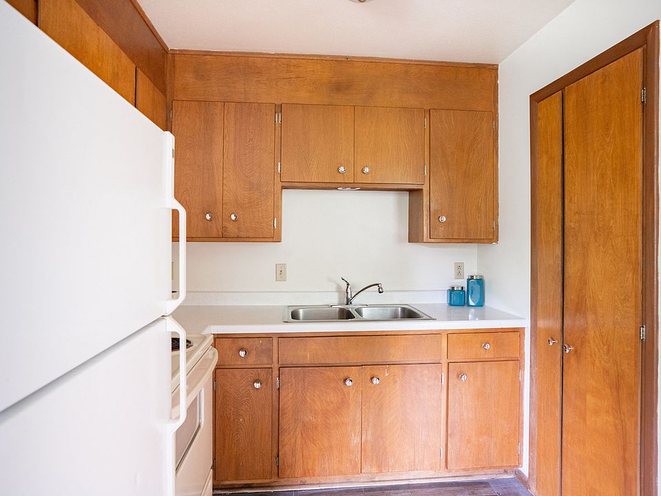 Fargo, ND Luxford Apartments | 11B | Kitchen