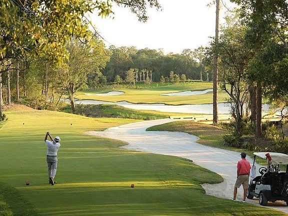 Championship 18-hole golf