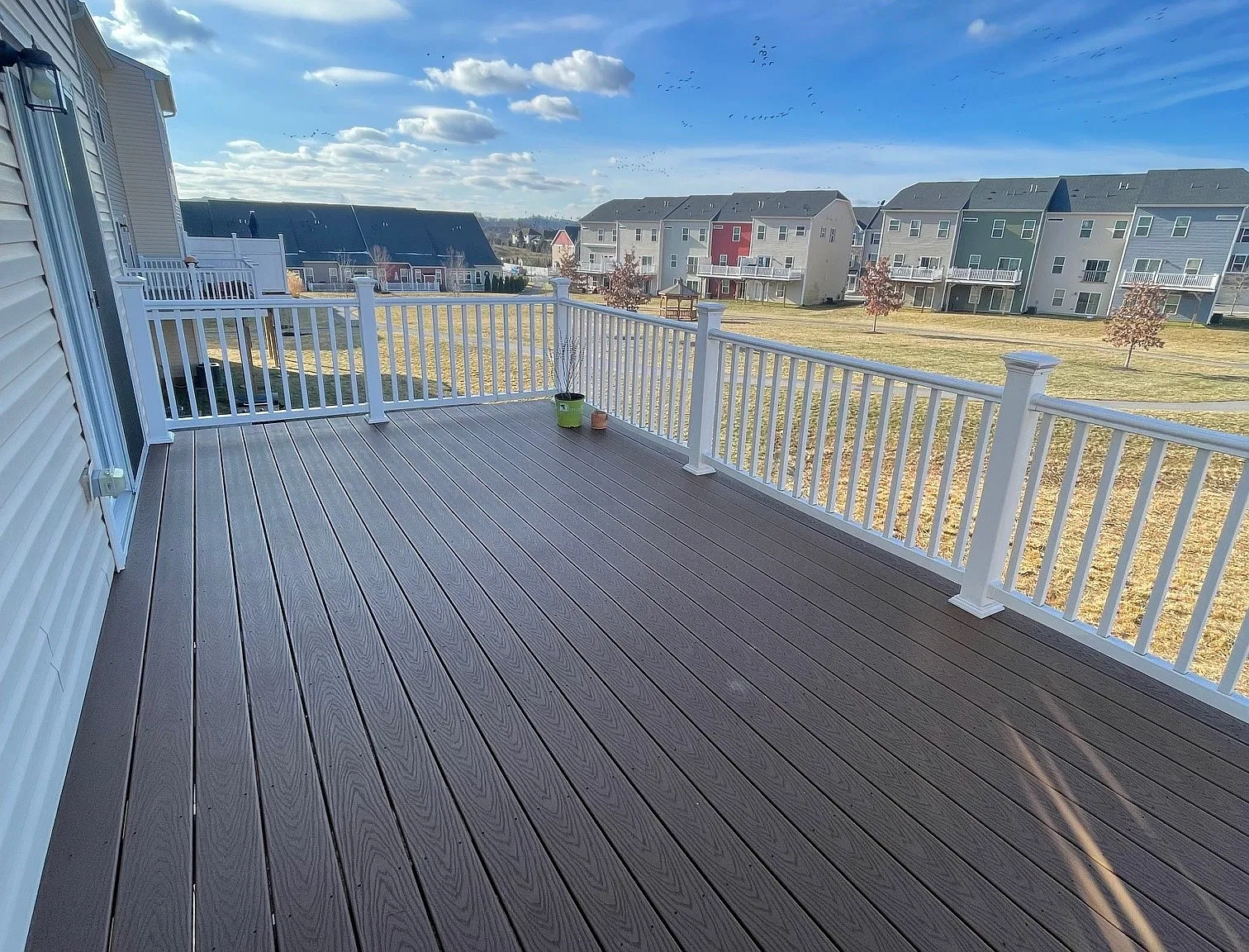 3 bed, 2.5 bath, 2423 sqft, $3,300 — Photo 3