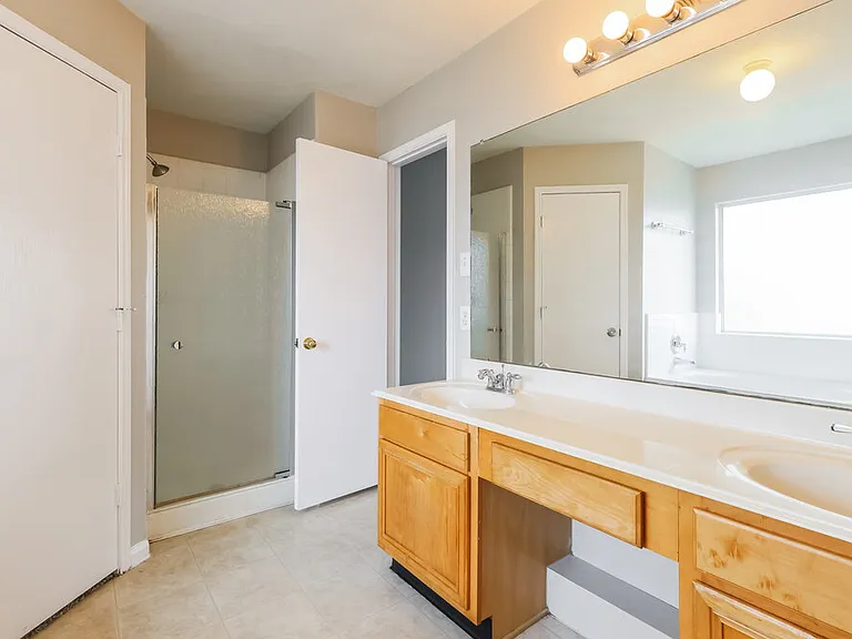 25306 Barmby Dr — Photo 13