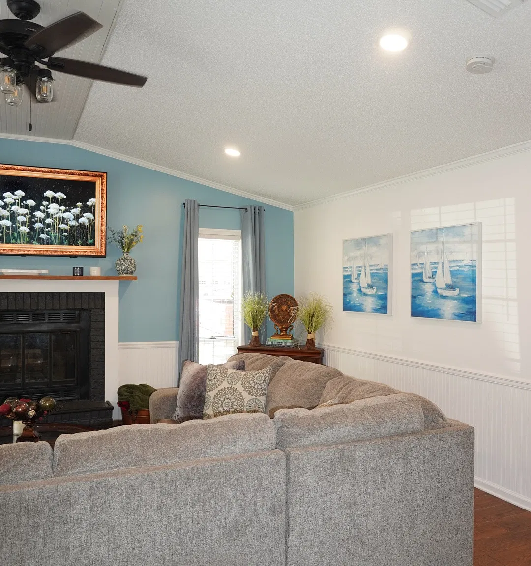 3 bed, 1695 sqft, $2,050 — Photo 2