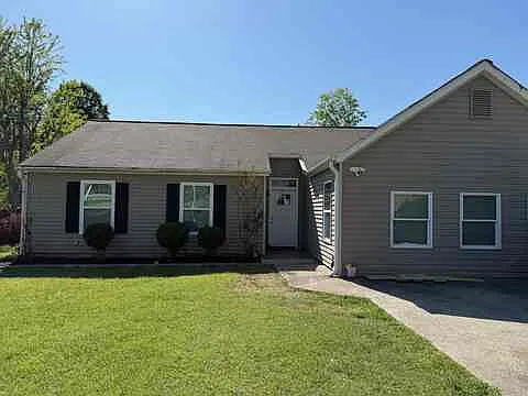 4 bed, 1816 sqft, $5,500 — Photo 3