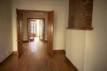 5th image of 89 Vanderbilt Ave #1
