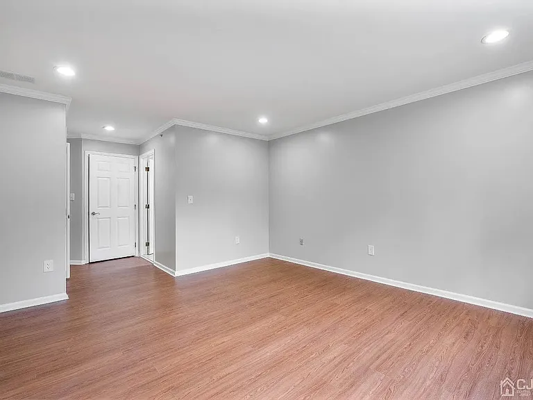 261 Prestwick Way #261 — Photo 17