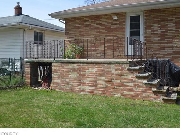 5th image of 6193 Yorktown Dr