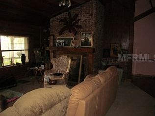 3rd image of 616 Lakeshore Dr