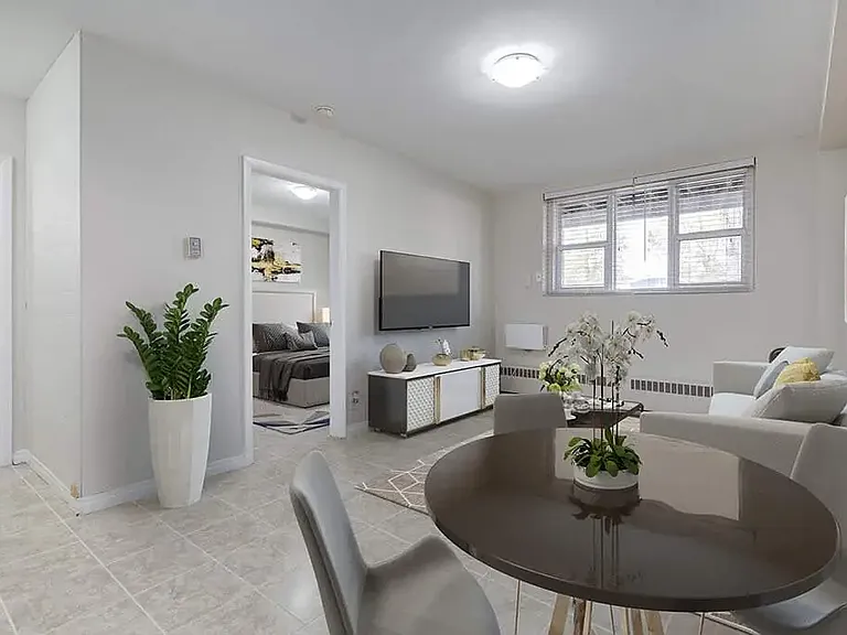 1602 Main St #1 — Photo 1