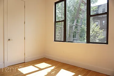 Rented by Rennit Inc.