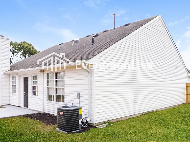 928 Bernstein Ct — Photo 18
