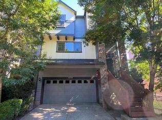 20701 SW Sister Ln, Beaverton, OR 97003
