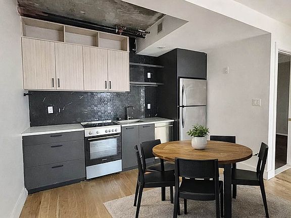 3rd image of 200 Linden Blvd #8D