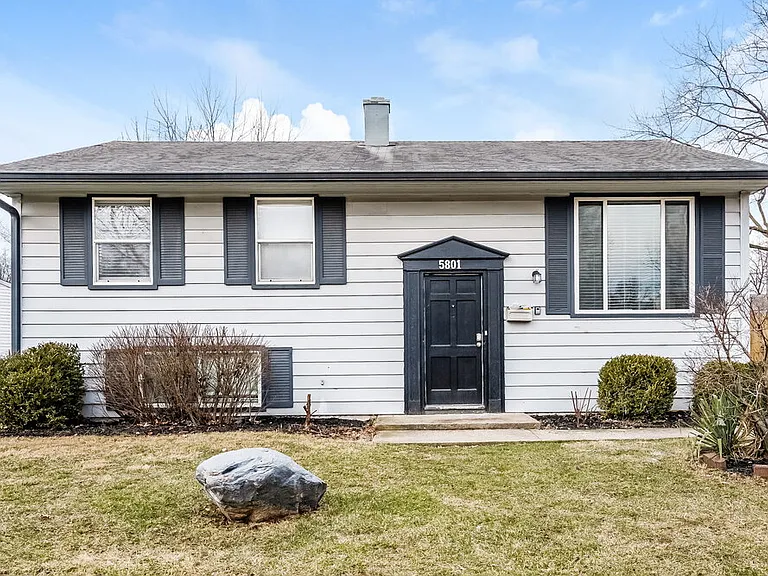 5801 Sunwood Dr — Photo 1