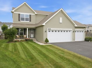 1925 Taos Ln, Volo, IL 60020