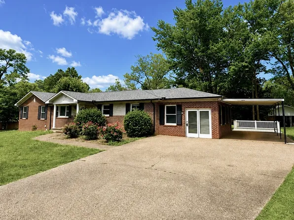 242 Dry Valley Rd, Cookeville, TN 38506
