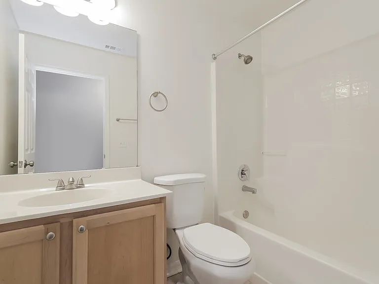12503 Woodbury Cove Dr — Photo 15