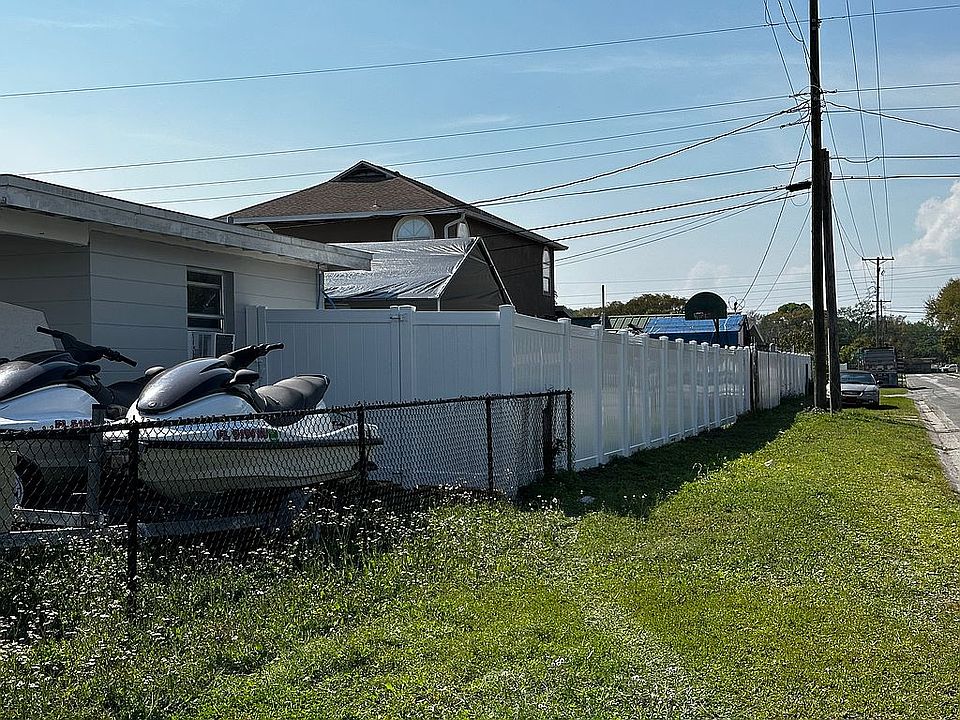 1st image of 6220 N Lois Ave