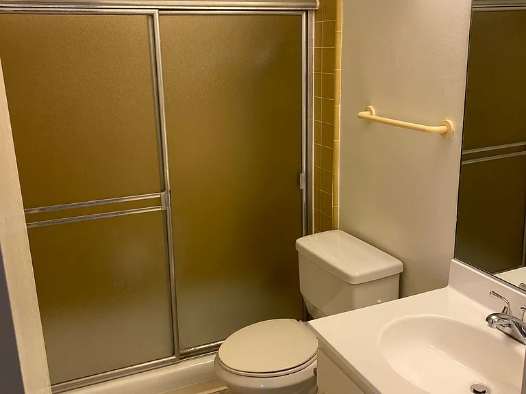 11425 Rochester Ave #15 — Photo 14