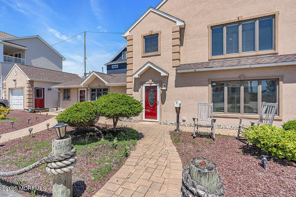 3 bed, 2.5 bath, $5,500 — Photo 4