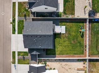 5260 E Burnte Peak, Nampa, ID 83687