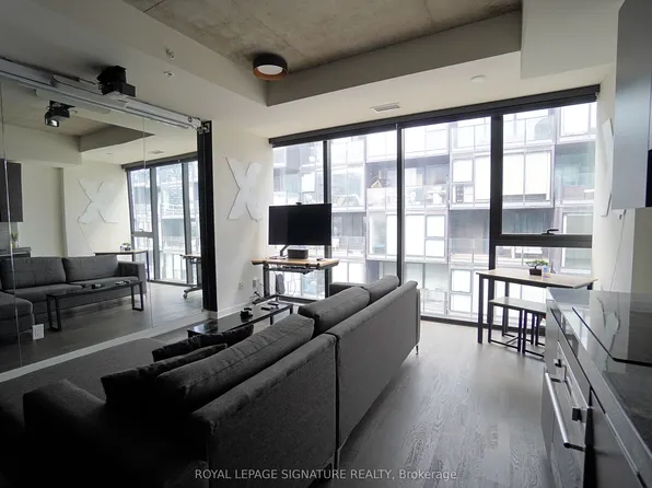 38 Stewart St, Toronto, ON