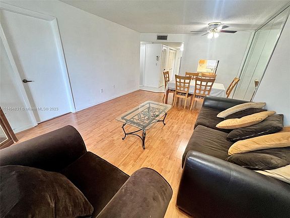 3rd image of 9001 Sunrise Lakes Blvd APT 112
