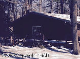 606 & 607 Mink Ct, Bushkill, PA 18324